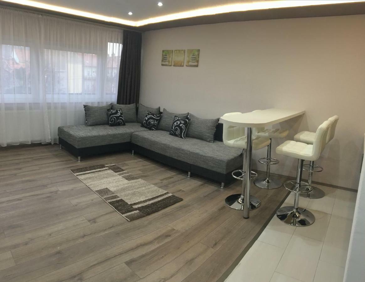 F&M Apartman Еґер Екстер'єр фото